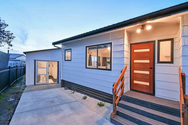 1/14 Hatherley Place Clendon Park_8