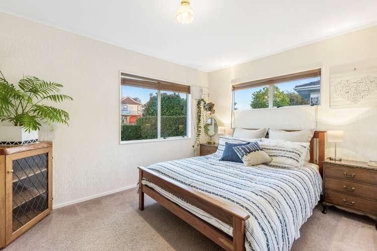 153 Aviemore Drive Highland Park_12