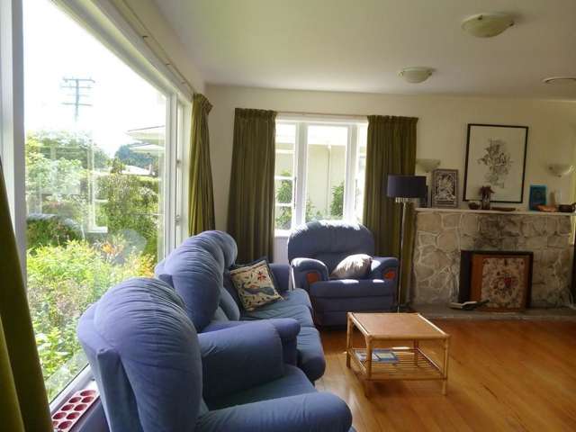 14 Edinburgh Street Takaka_2