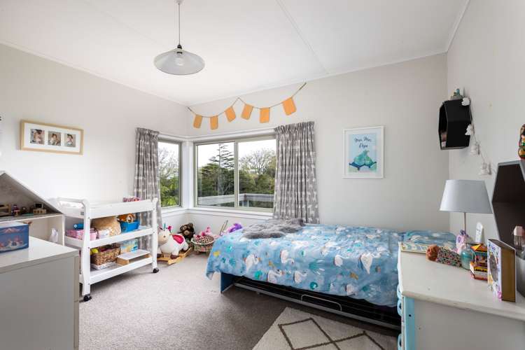 11 Cowling Road Hurdon_14