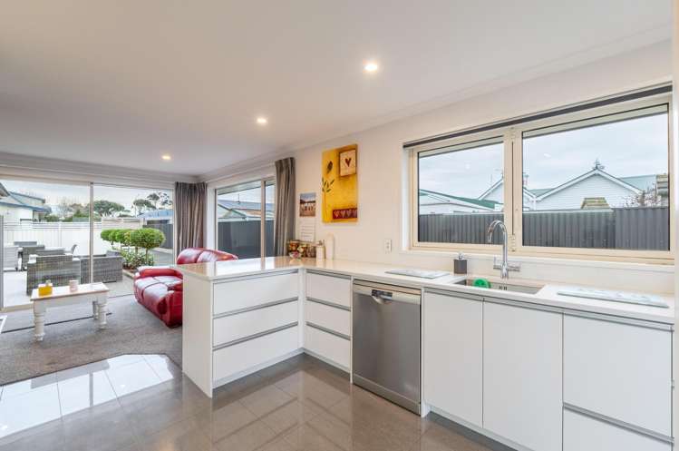 82 Macmaster Street_5