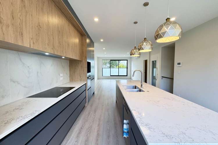 3/20 Penzance Road Mairangi Bay_7