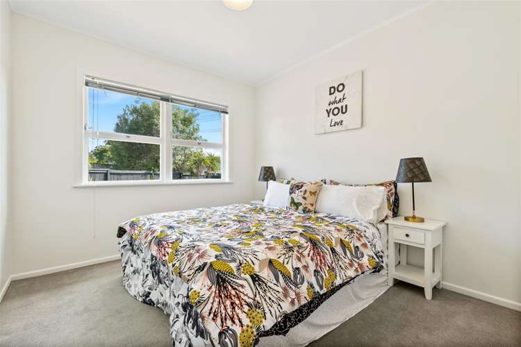 2 Talavera Place Te Atatu South_17