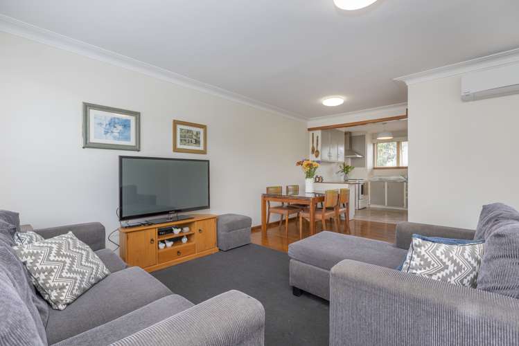 4/2a Peary Road Mount Eden_5