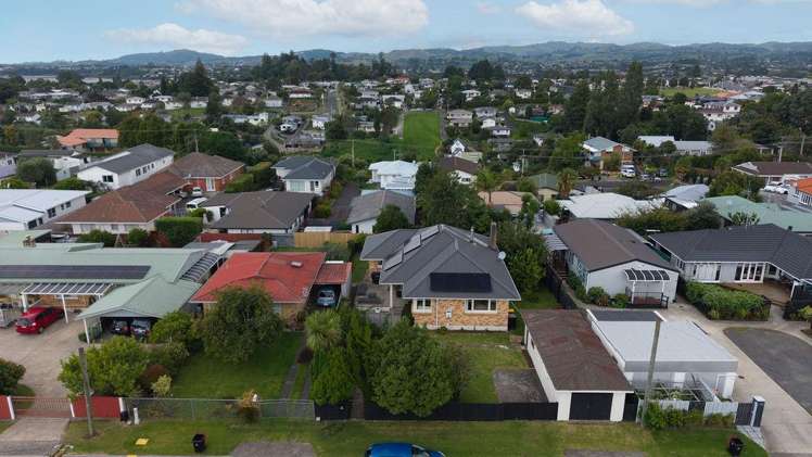 12 Hillstone Avenue Gate Pa_21