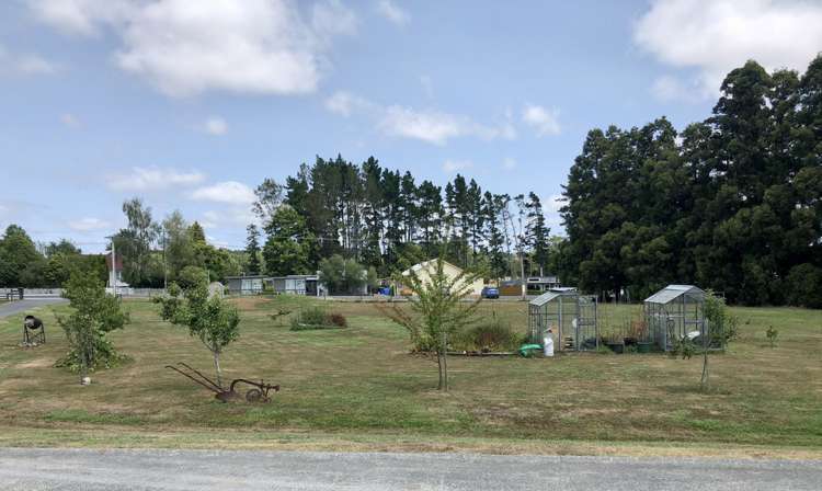 984 Kahikatea Flat Road Waitoki_16