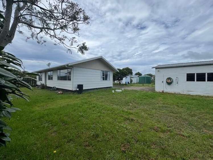 3 Endeavour Street Tolaga Bay_12