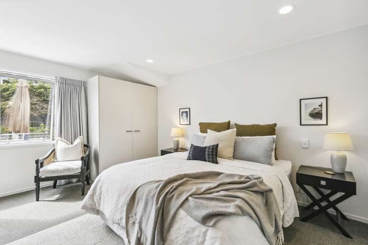 4/9 Broderick Road Johnsonville_11