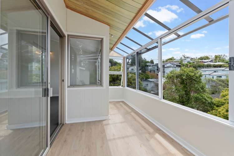 1/691a East Coast Road Browns Bay_5