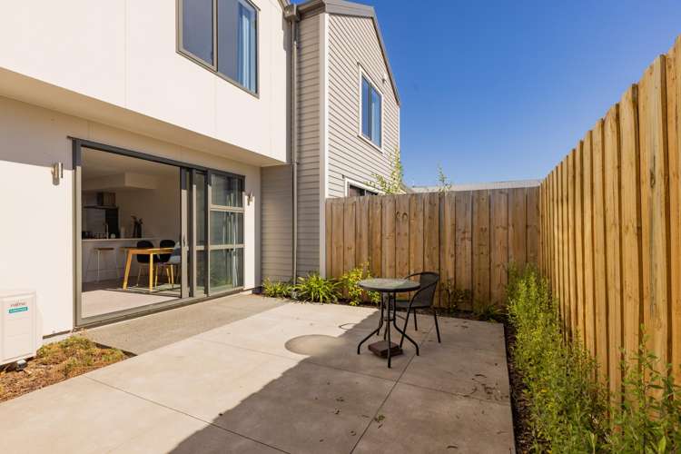 1/2D Dellow Place Spreydon_12