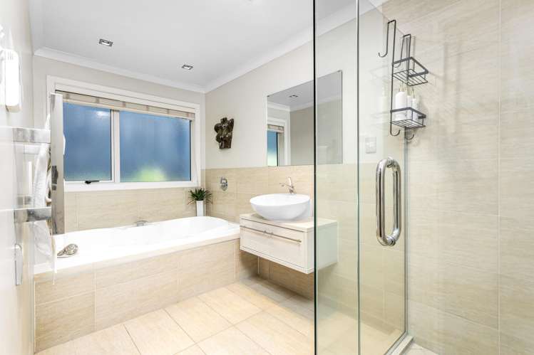 75 Lake Panorama Drive Henderson_17