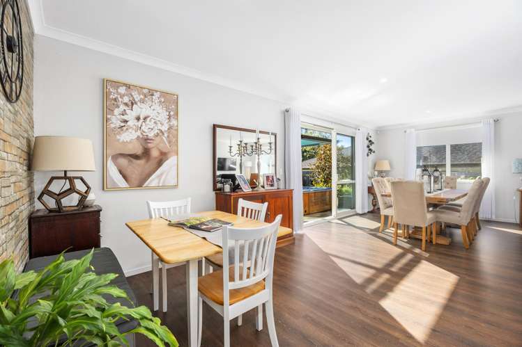 123 Colonial Drive Silverdale_13