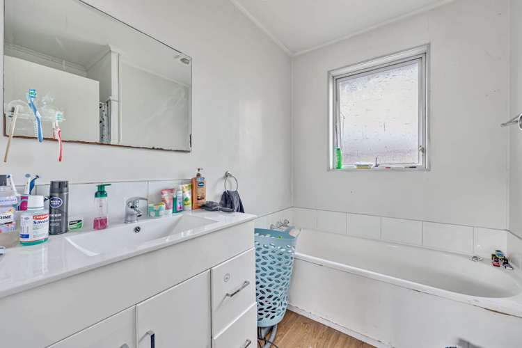 87 Wordsworth Road Manurewa_11