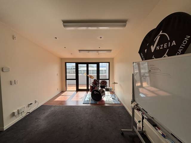 Suite 2/231 Thorndon Quay Thorndon_3