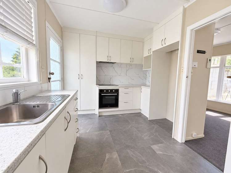 2/296 Ellerslie-Panmure Highway Mount Wellington_6