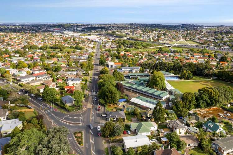 111 Richardson Road Mount Albert_10