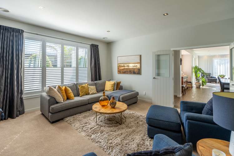 8 Petrel Close Paraparaumu Beach_11