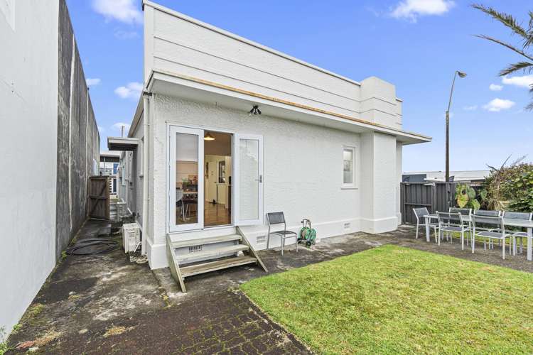 23-25 and 27 Eliot Street New Plymouth_6