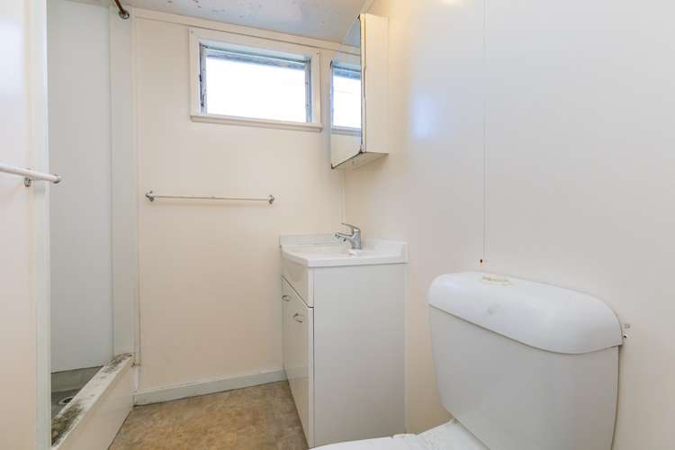 21 Douglas Street Mount Cook_7