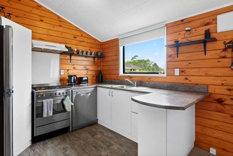 203A Parkhurst Road, Parakai Helensville_13