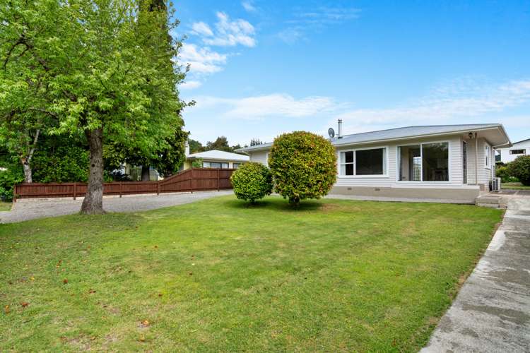 52 Eighty Eight Valley Road Wakefield_2