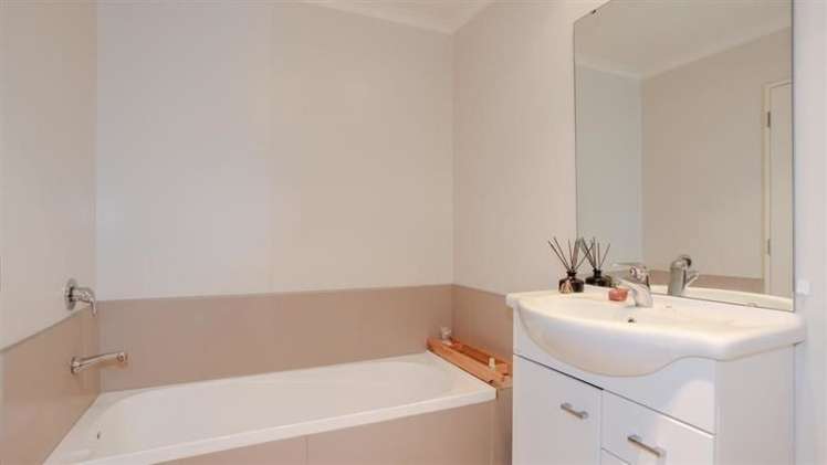 37 The Track Takanini_9