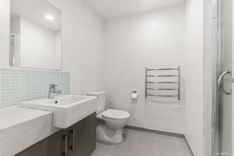 218/4 Wagener Place Mt Albert_11