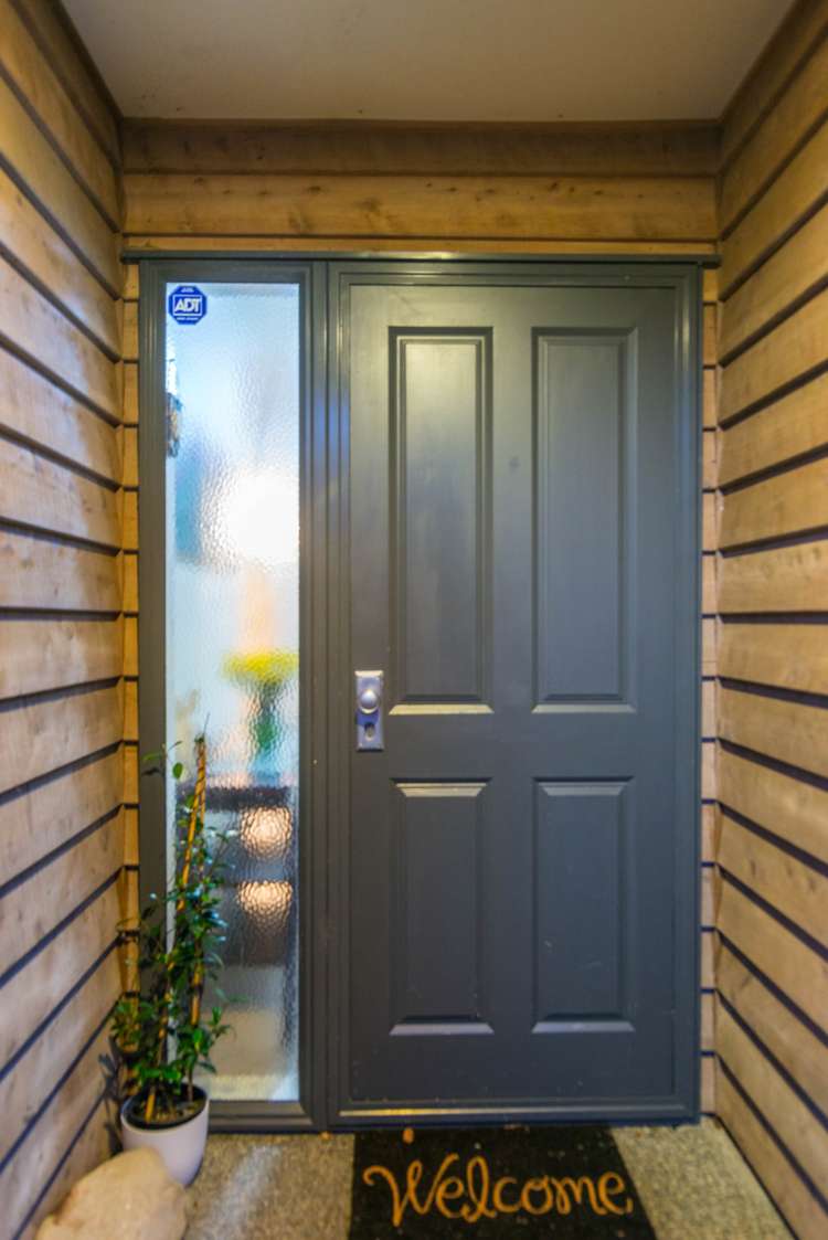 19 Springwater Vale Unsworth Heights_24