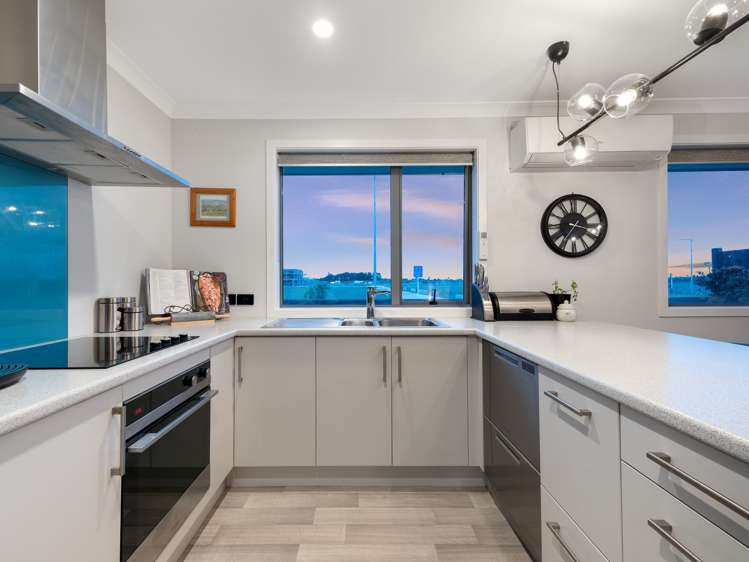 32 Sabre Street Papamoa_5