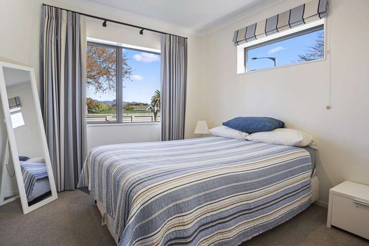 17 Tauranga Road Waihi_13