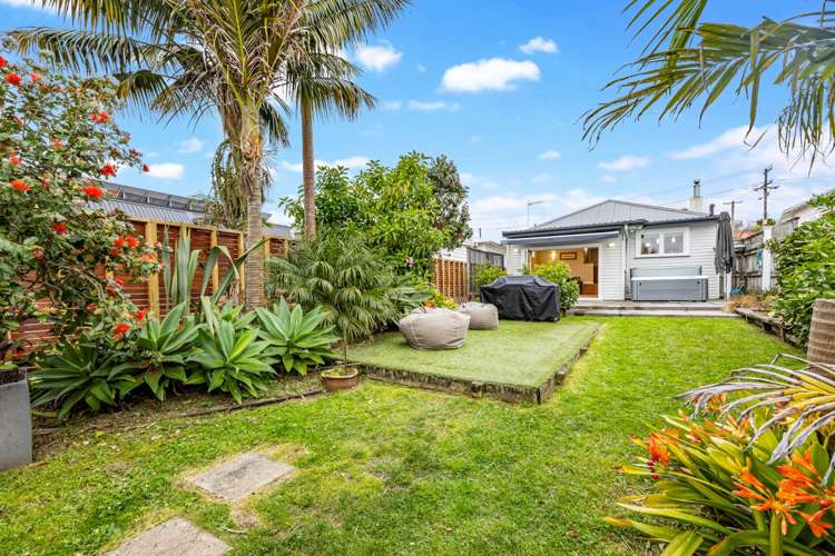 28 Edgars Road Westmere_1