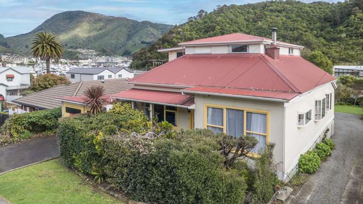 83 Waikawa Road Picton_1