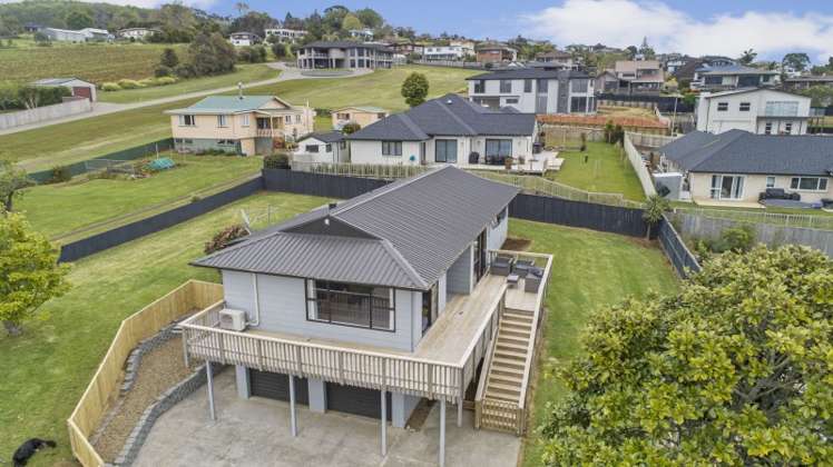 351 Upper Queen Street Pukekohe_12