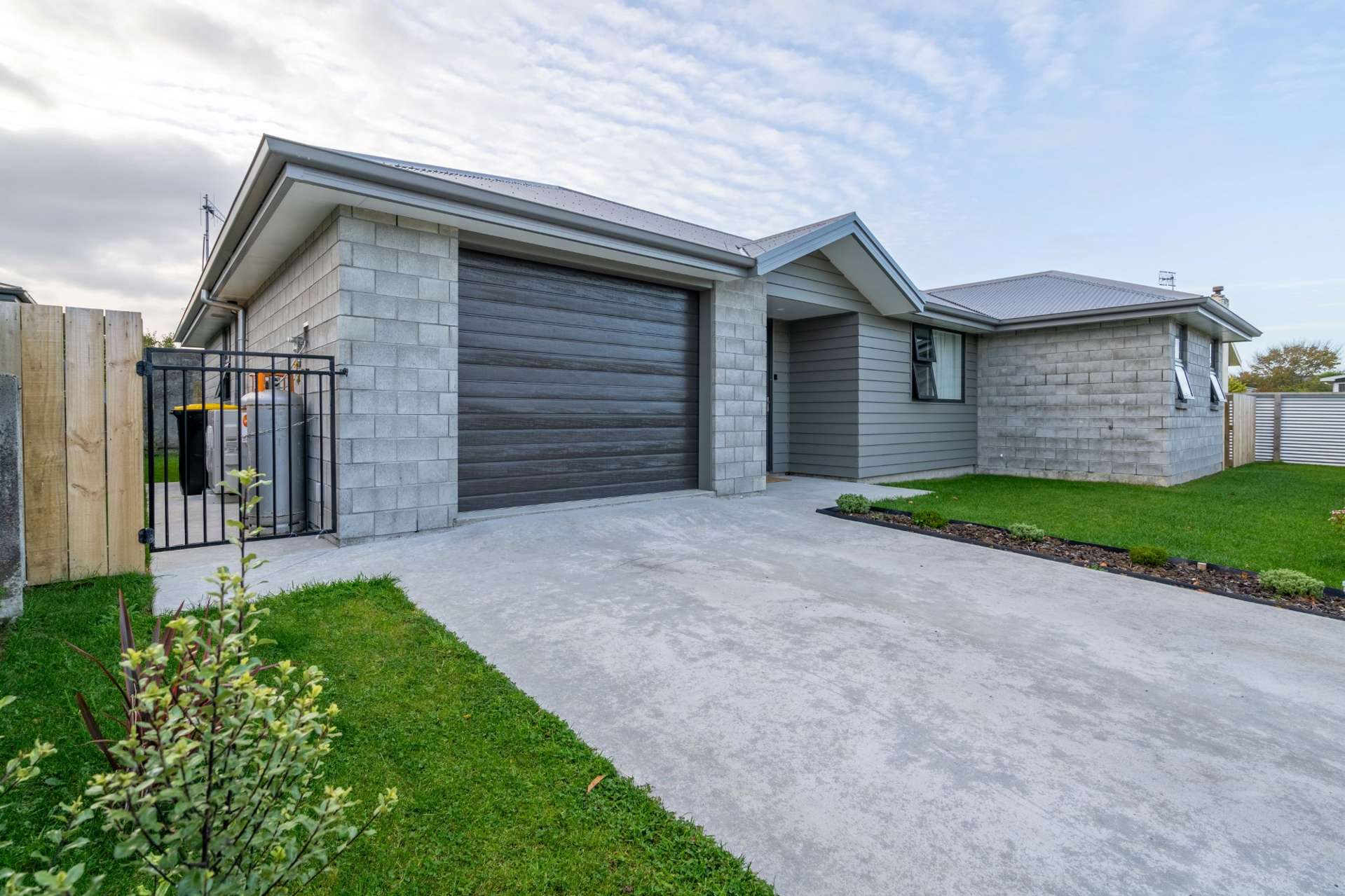 148 Derwent Crescent Glengarry_0