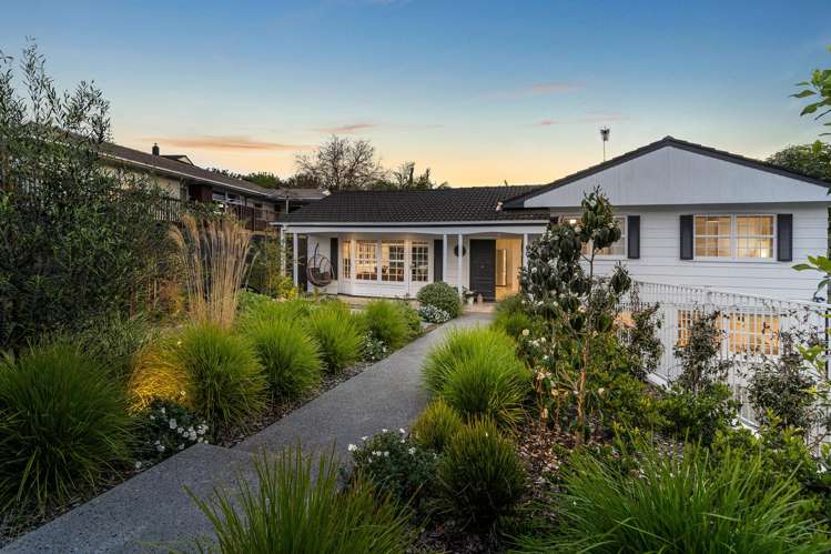 16 Pickwick Parade Mellons Bay_48