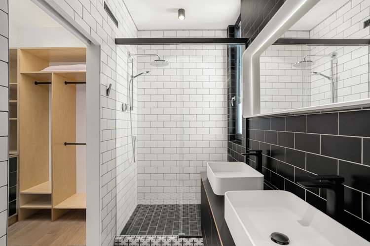 6 Soudley Court Jacks Point_15