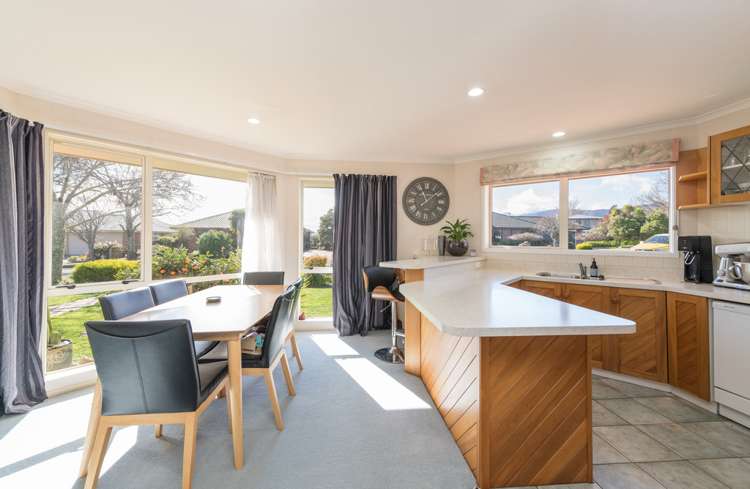 14 Saint James Avenue Richmond_5