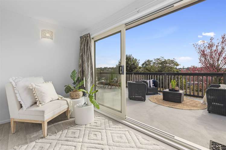 28 Woodford Avenue Brookfield_10