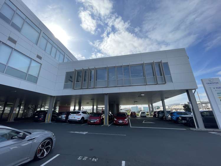 Tenancy B/211 Ormiston Road Flat Bush_7