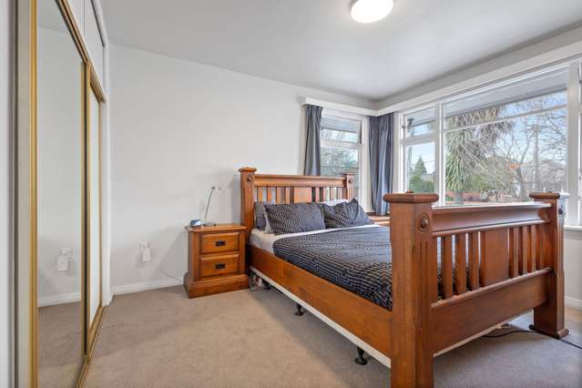 1/22 Downing Street Hoon Hay_4