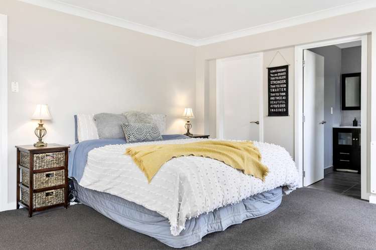 72 Ridgetop Way Oruanui_10