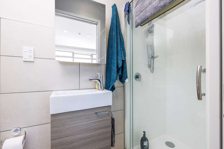 26/1 Glenside Crescent Eden Terrace_15