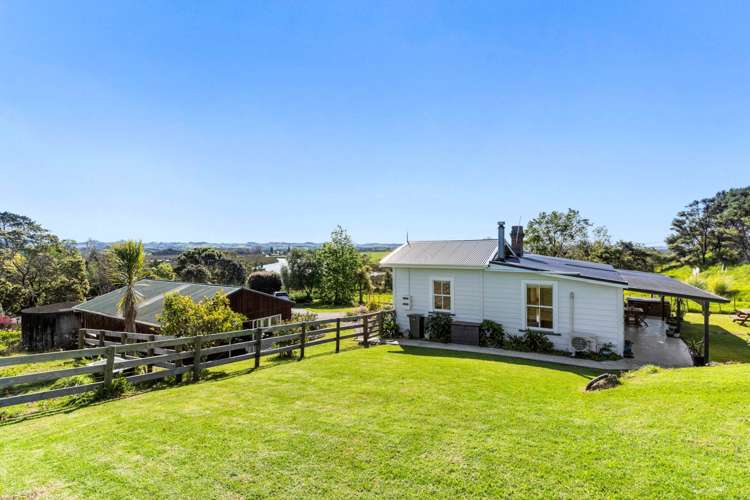 96 Kaipara Coast Highway Helensville_28