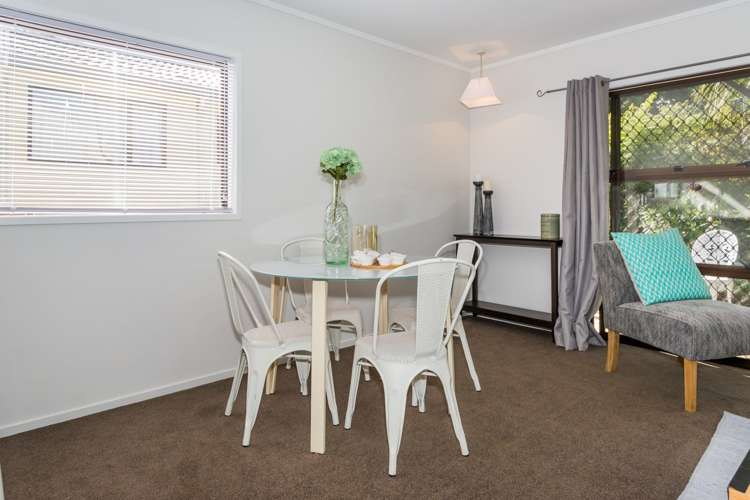 3/27 Aeroview Drive Beach Haven_10