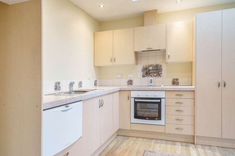 1/37 Oakhampton Street Hornby_1