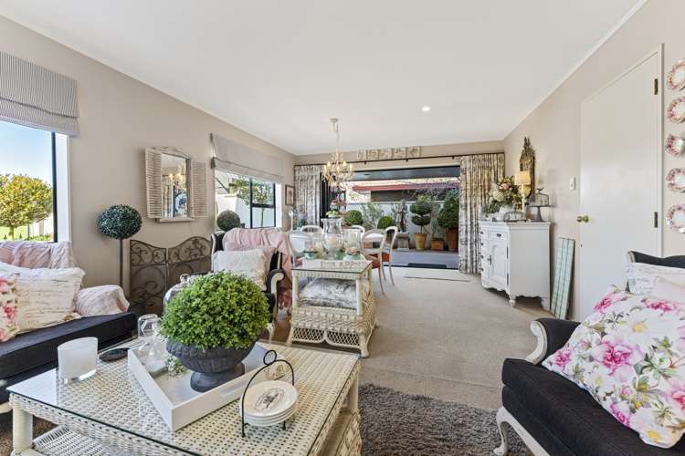 113 John F Kennedy Drive Milson_6