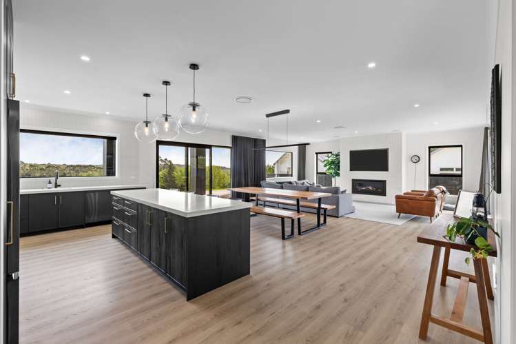 29 Tuscany Way Fitzherbert_3