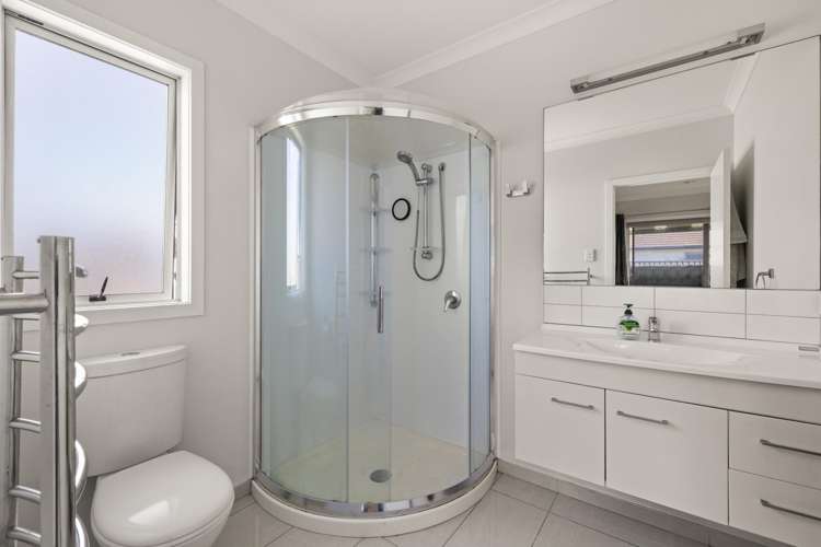 4 Waitaki Way Poraiti_16
