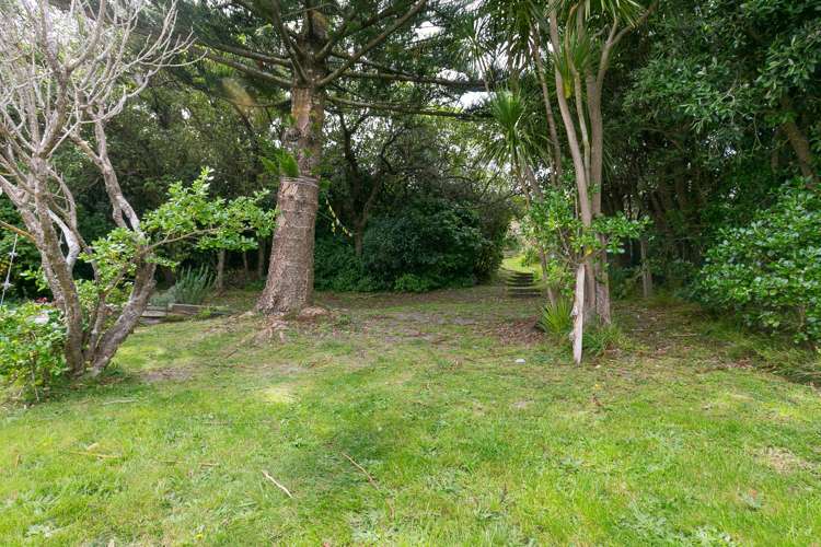 3 Bowes Crescent Strathmore Park_12