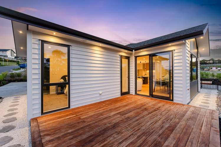 77 Skulander Crescent Millwater_21